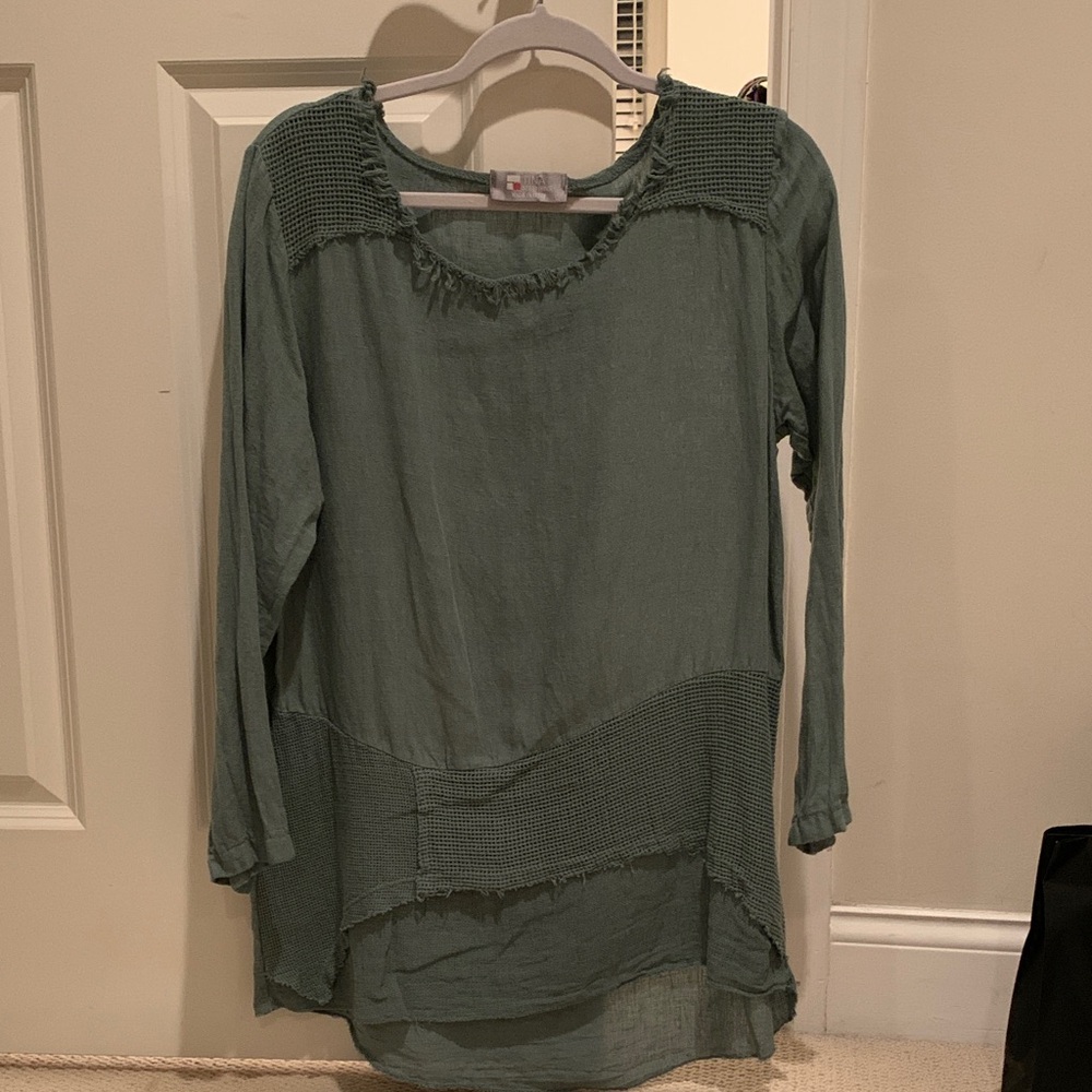 Tina Stephen’s Made in Italy Women's Green linen Top